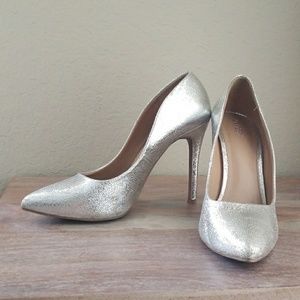 Silver Metallic Pumps